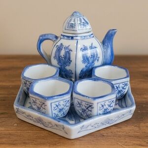 Vintage Miniature Mini Porcelain Ceramic Tea Set Japanese Style Blue & White